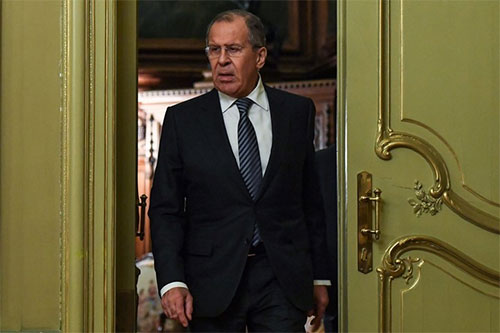 Rusia expulsa a 60 diplomáticos de EEUU y cierra consulado